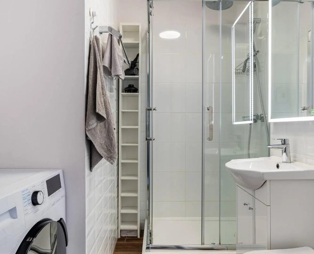 Przechodnia2-Ac-Park View-2 Rooms Warsaw Apartment